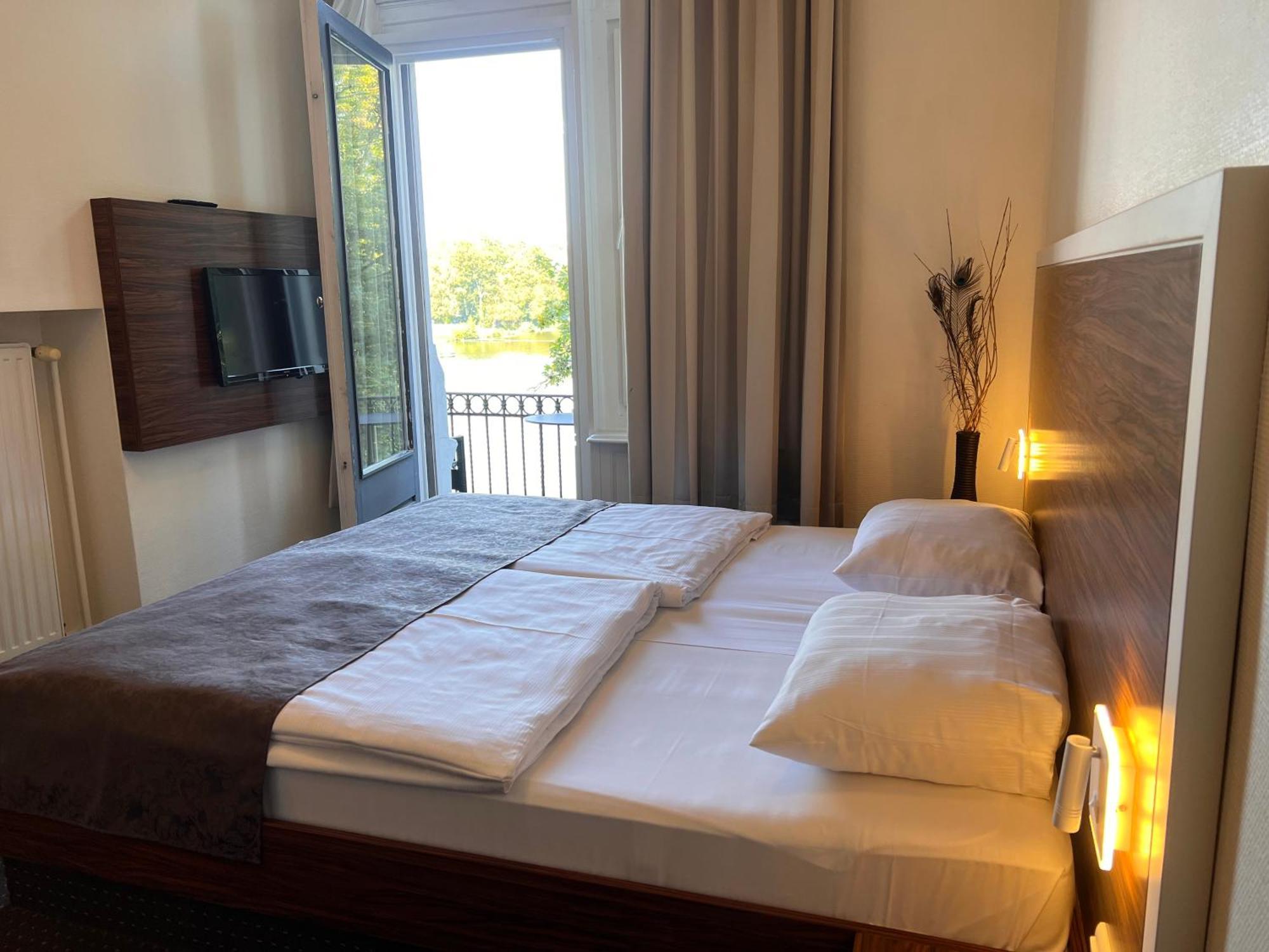 Hotel Excellent Lübeck Dış mekan fotoğraf